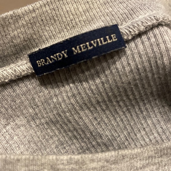 brandy melville grey waffle long sleeve - Picture 2 of 2